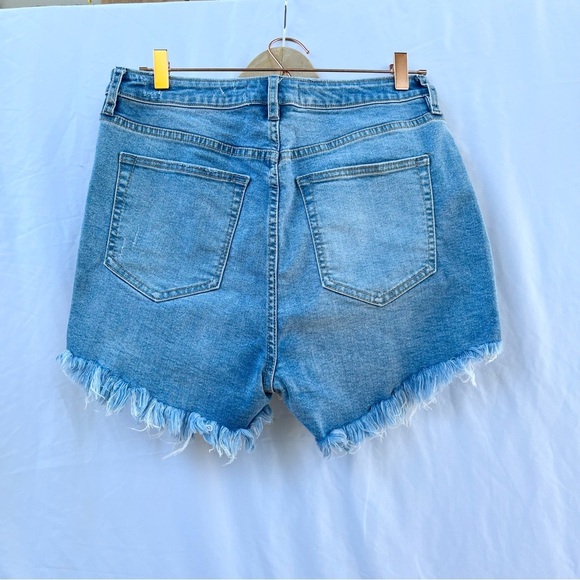 FREE PEOPLE | NWOT CRVY VINTAGE HIGH RISE CUT OFF DENIM JEAN SHORTS SIZE 31 - Picture 7 of 7